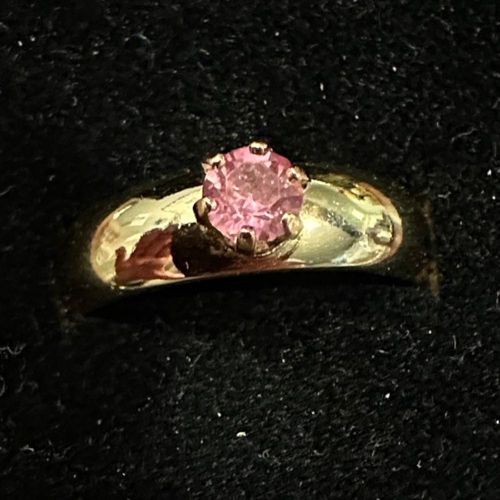 Vintage SETA Gold plated Ring with Pink Gemstone